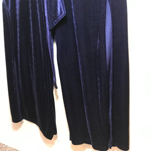 Gorgeous Navy Blue Velvet Romper - Picture 12 of 13